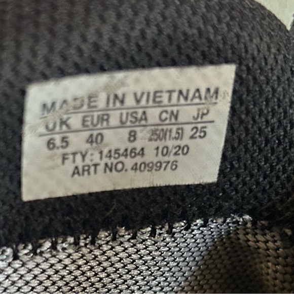 Salomon Quest Prime GTX hiking boots women’s 8 - Picture 12 of 13